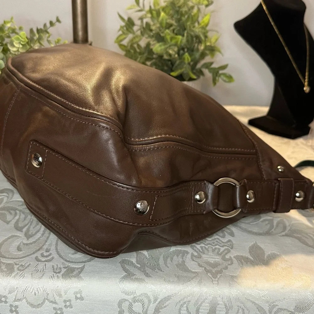 Coach Vintage Chocolate Brown Glove-tanned Leather Hobo F14706